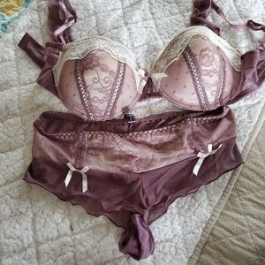 Women's lingerie  bra panty set 36D Xl